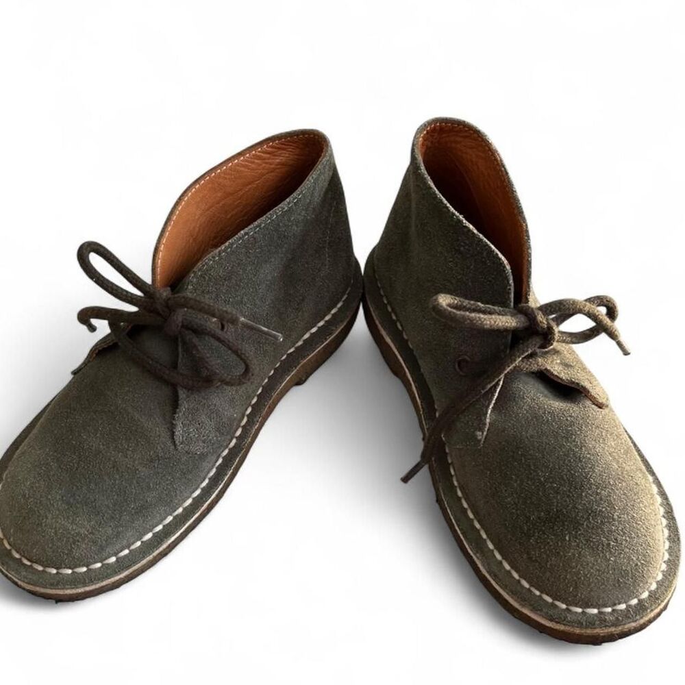 Kids/Youth Olive/Sage Green Suede Chukka Boots Size 12/12.5 (30)